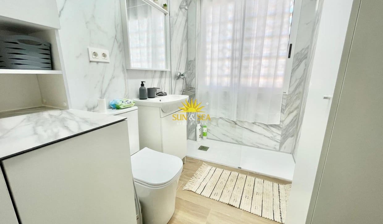 2 Zimmer Doppelhaus zu vermieten in Santiago de la Ribera mit Garage - 900 € (Ref: 9946047)