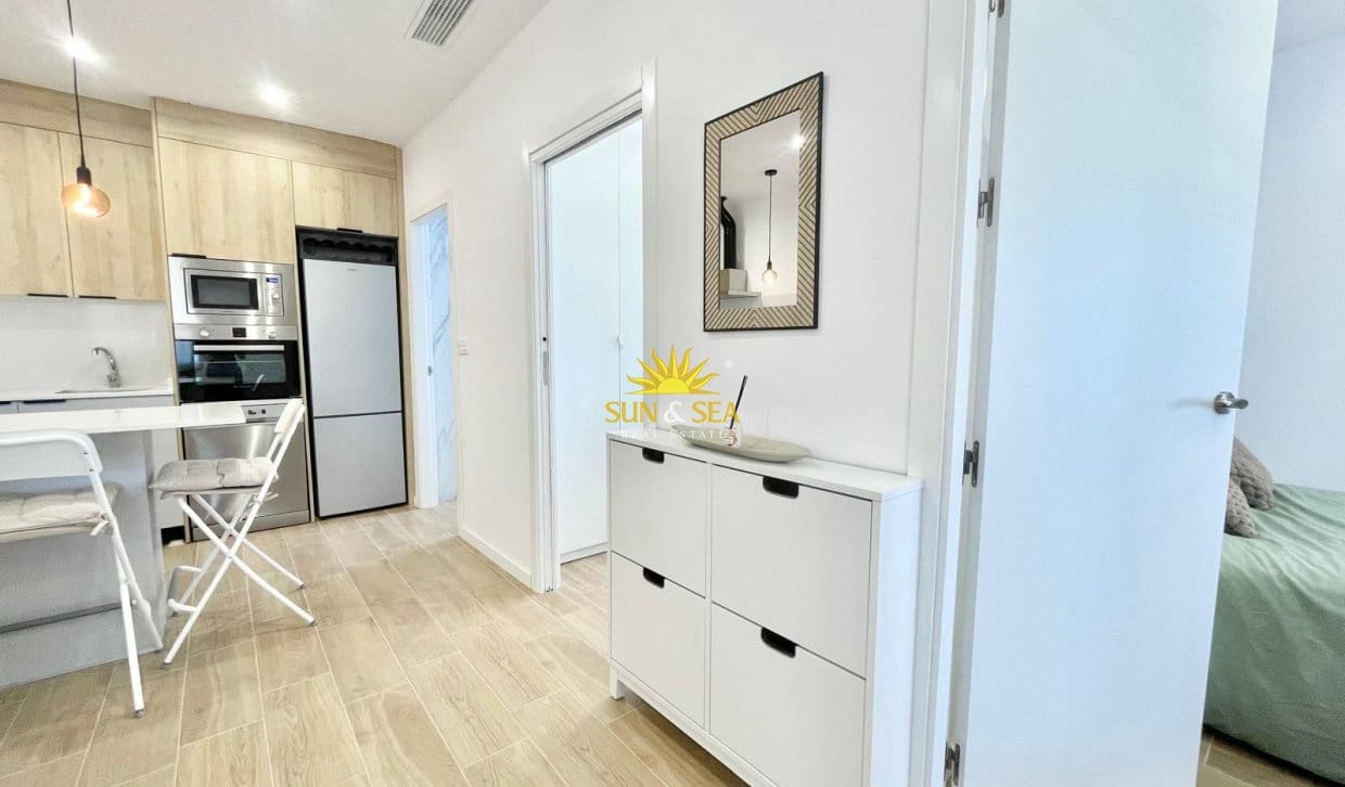 2 Zimmer Doppelhaus zu vermieten in Santiago de la Ribera mit Garage - 900 € (Ref: 9946047)