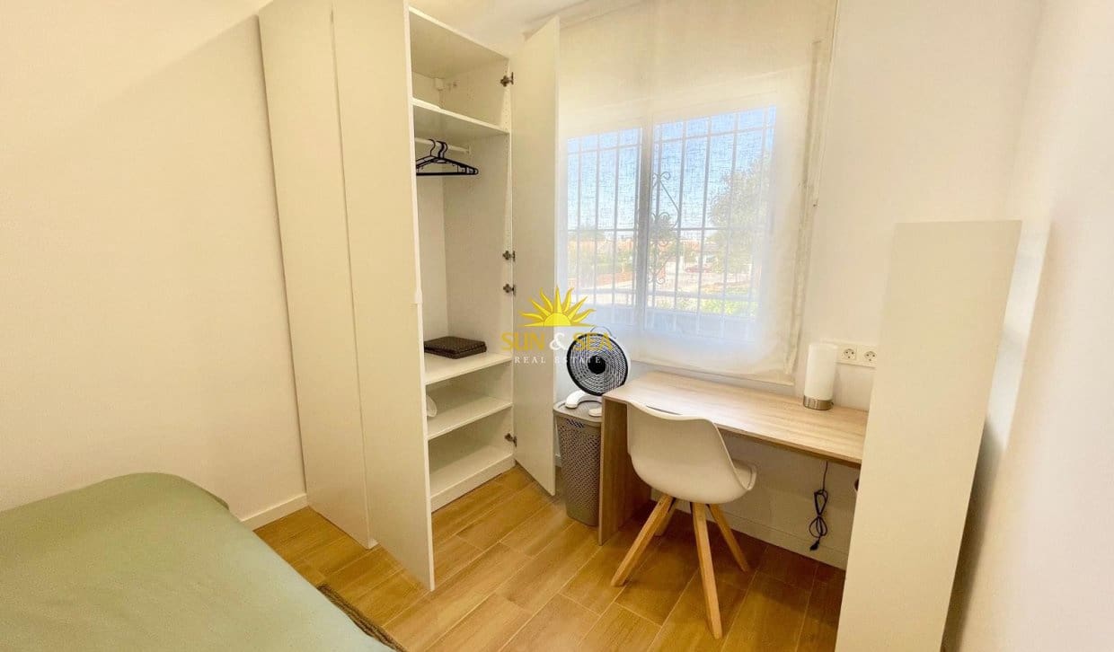2 Zimmer Doppelhaus zu vermieten in Santiago de la Ribera mit Garage - 900 € (Ref: 9946047)