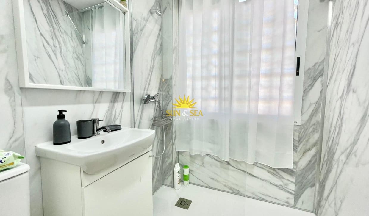 2 Zimmer Doppelhaus zu vermieten in Santiago de la Ribera mit Garage - 900 € (Ref: 9946047)