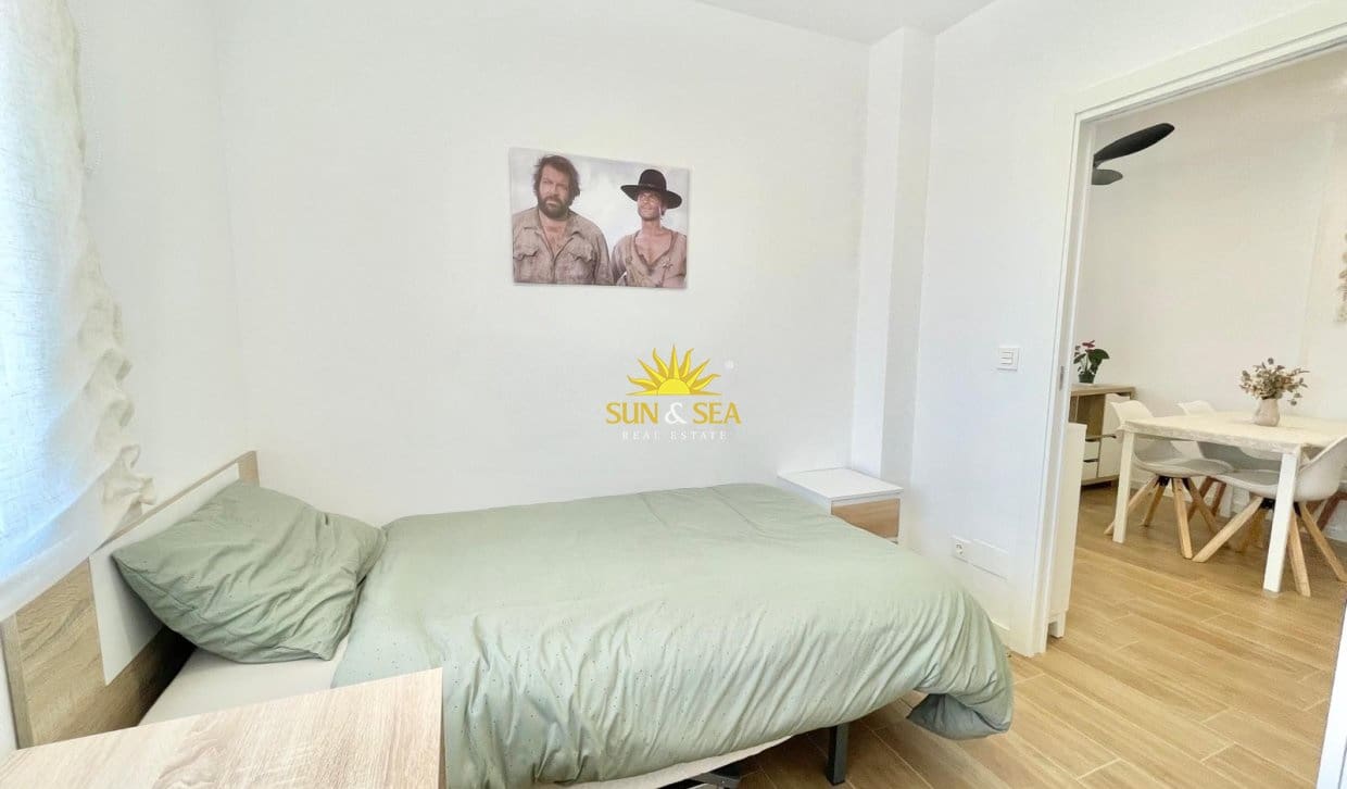 2 Zimmer Doppelhaus zu vermieten in Santiago de la Ribera mit Garage - 900 € (Ref: 9946047)