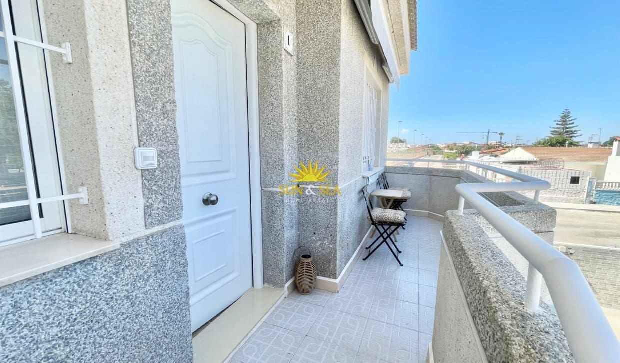 2 Zimmer Doppelhaus zu vermieten in Santiago de la Ribera mit Garage - 900 € (Ref: 9946047)