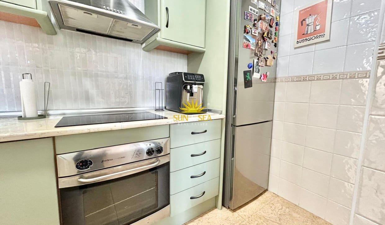 3 makuuhuone Huoneisto vuokrattavana paikassa San Fulgencio mukana uima-altaan 
autotalli - 900 € (Ref: 9946331)