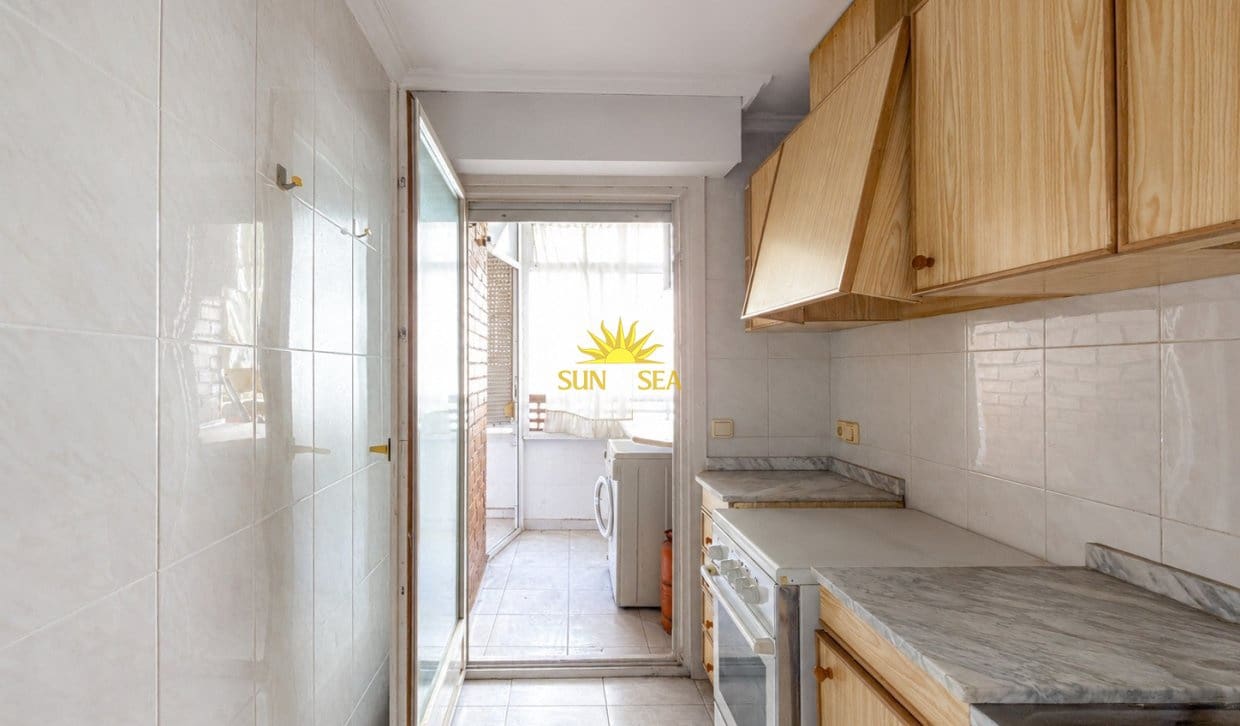 1 sypialnia Apartament na sprzedaż w Torrevieja z basenem - 93 900 € (Ref: 9946614)