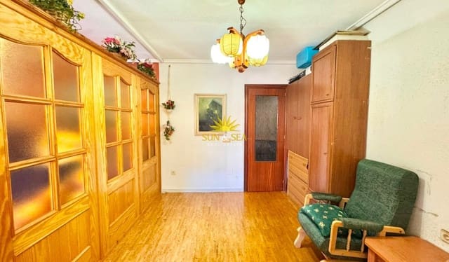 1 slaapkamer Appartement te huur in El Molino, Torrevieja met zwembad - € 700 (Ref: 9946615)