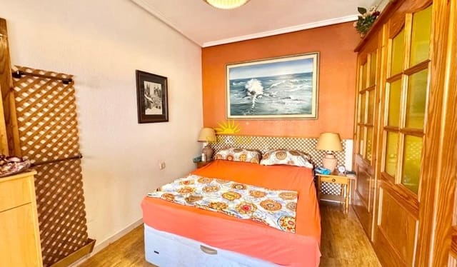 1 slaapkamer Appartement te huur in El Molino, Torrevieja met zwembad - € 700 (Ref: 9946615)