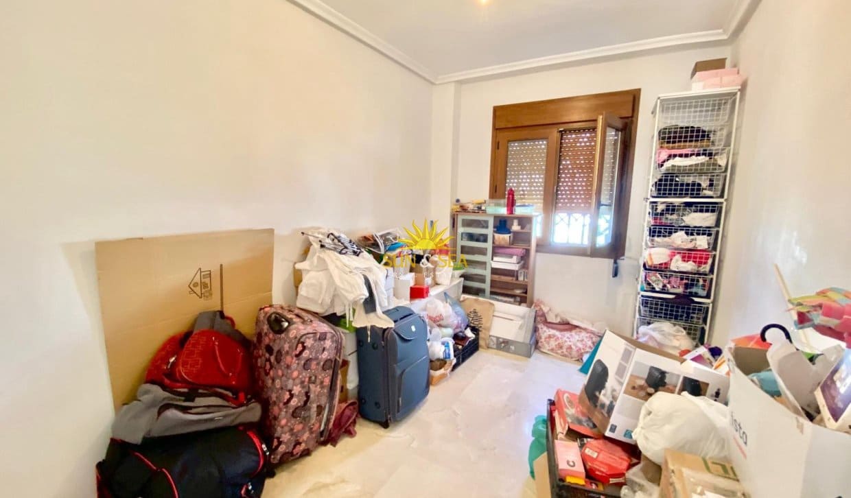 2 soveværelse Byhus til salg i Villamartin med swimmingpool - € 225.000 (Ref: 9946743)