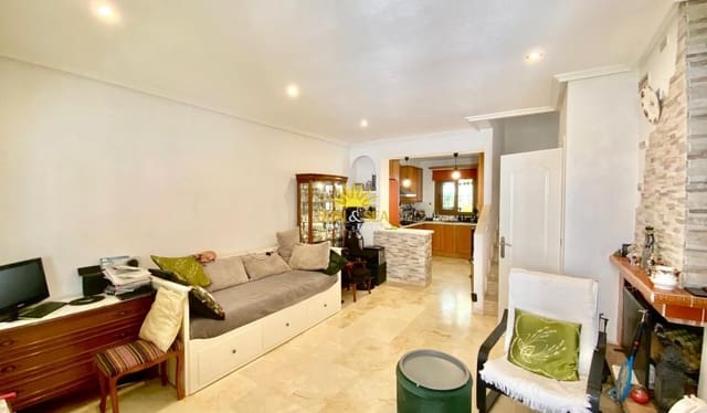 2 soveværelse Byhus til salg i Villamartin, Orihuela med swimmingpool - € 225.000 (Ref: 9946743)