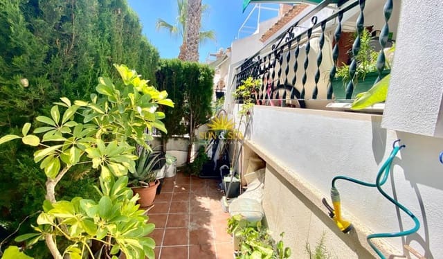 2 soveværelse Byhus til salg i Villamartin, Orihuela med swimmingpool - € 225.000 (Ref: 9946743)