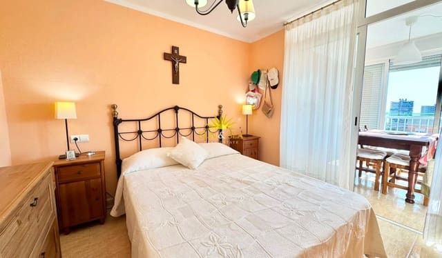 2 bedroom Apartment for holiday rental in Playa de San Juan, Alicante / Alacant city with pool - € 1,300 (Ref: 9948572)