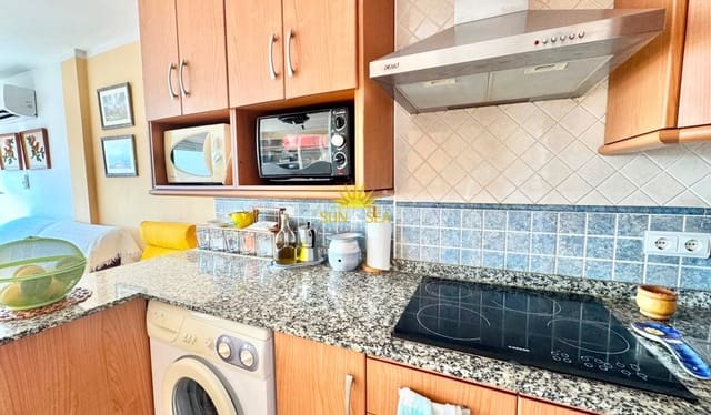 2 bedroom Apartment for holiday rental in Playa de San Juan, Alicante / Alacant city with pool - € 1,300 (Ref: 9948572)