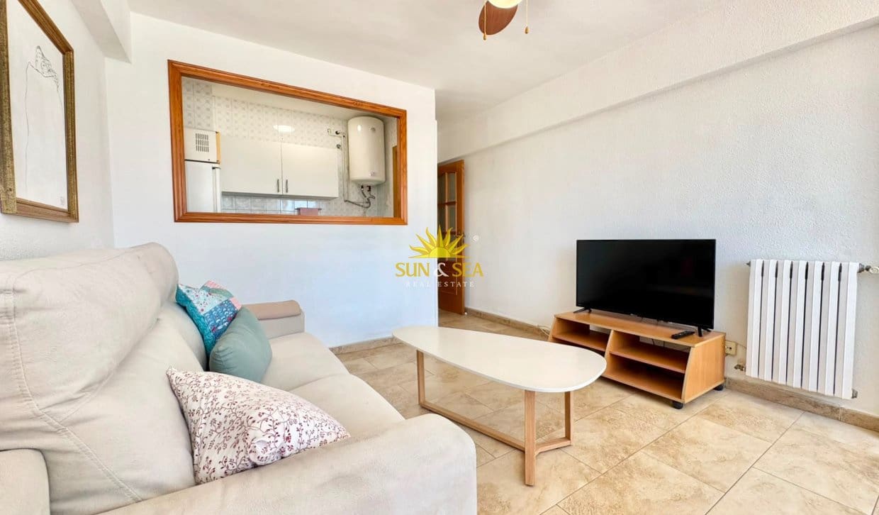 1 Zimmer Apartment zu vermieten in Alicante / Alacant Stadt mit Pool Garage - 1.200 € (Ref: 9948685)