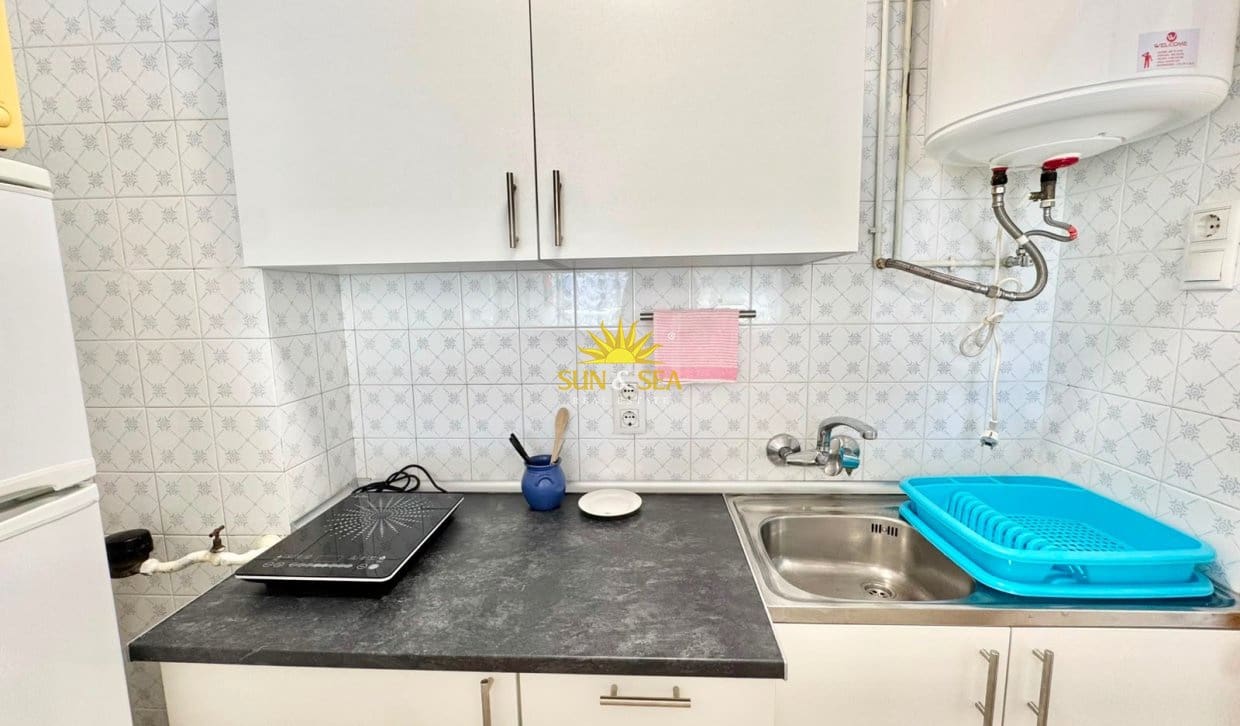 1 Zimmer Apartment zu vermieten in Alicante / Alacant Stadt mit Pool Garage - 1.200 € (Ref: 9948685)