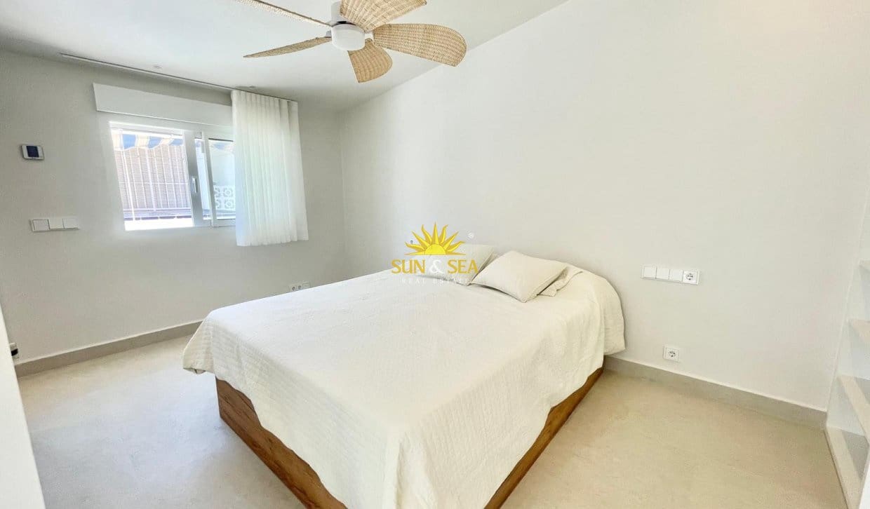 4 bedroom Townhouse for holiday rental in Campoamor - € 3,500 (Ref: 9948841)
