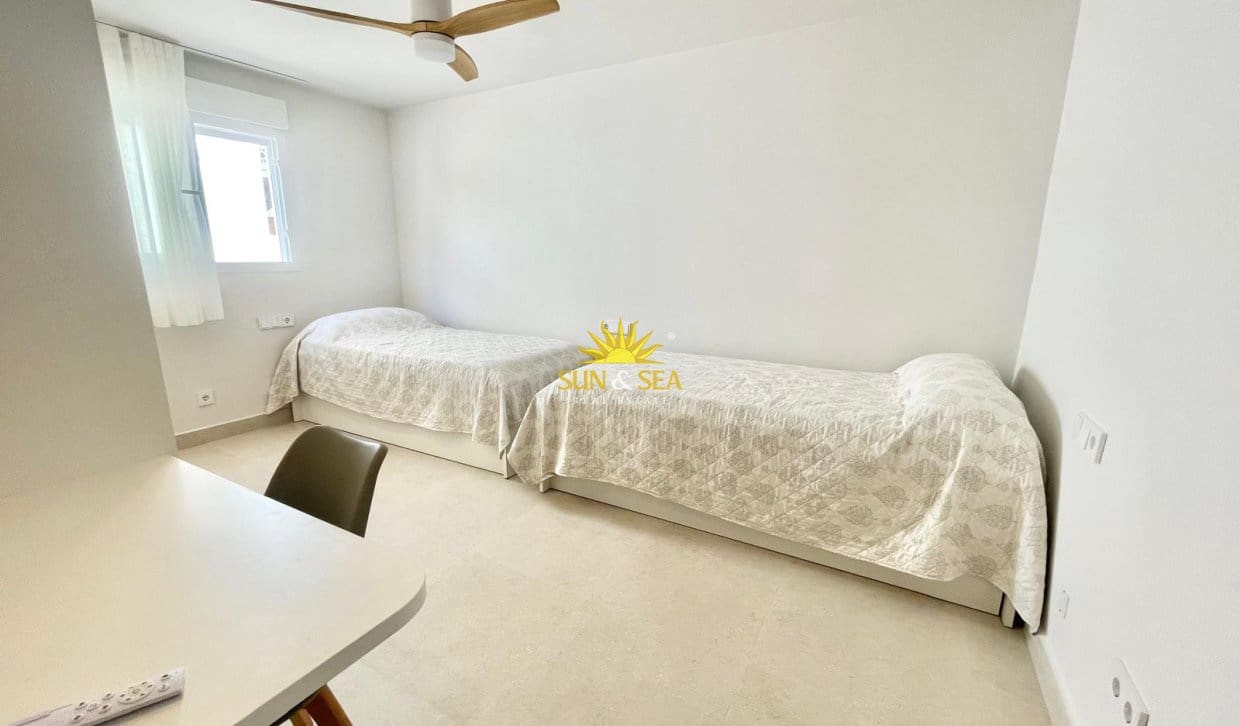 4 bedroom Townhouse for holiday rental in Campoamor - € 3,500 (Ref: 9948841)