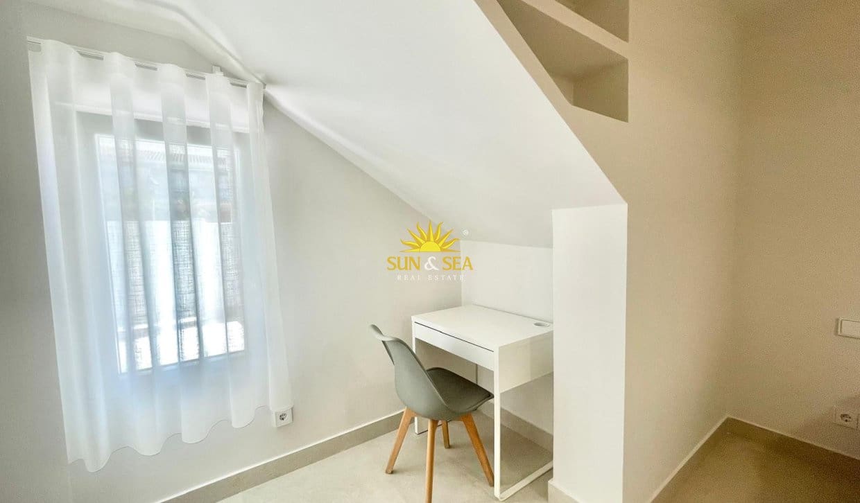 4 bedroom Townhouse for holiday rental in Campoamor - € 3,500 (Ref: 9948841)