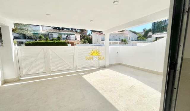 4 bedroom Townhouse for holiday rental in Campoamor, Orihuela - € 3,500 (Ref: 9948841)