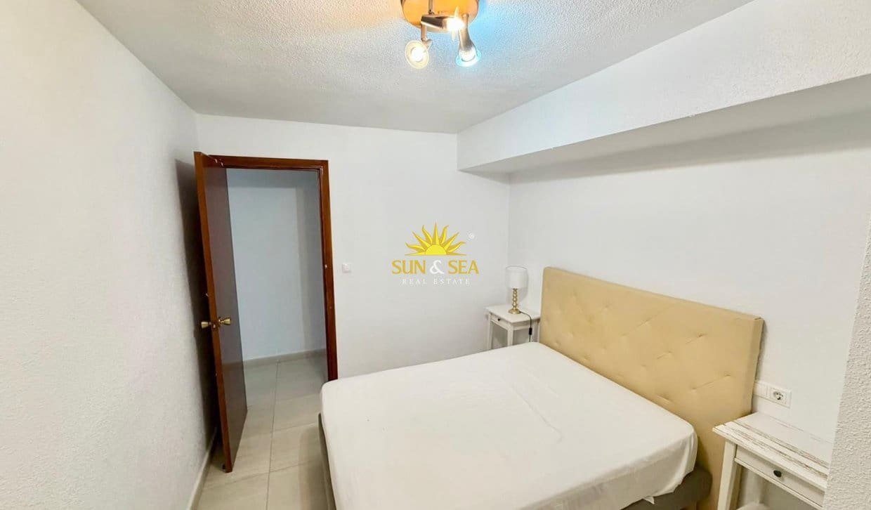 3 bedroom Apartment for rent in Torrevieja - € 1,000 (Ref: 9950349)