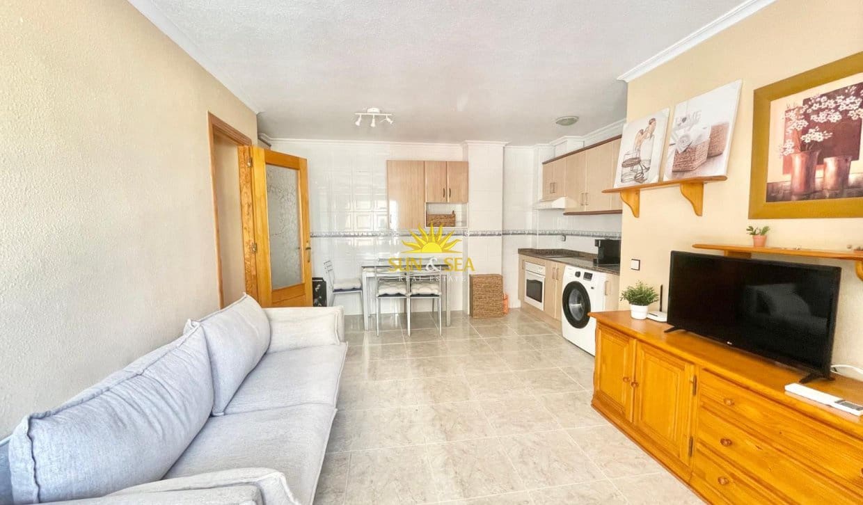 2 sypialnia Apartament na kwatery wakacyjne w Torrevieja - 800 € (Ref: 9950350)