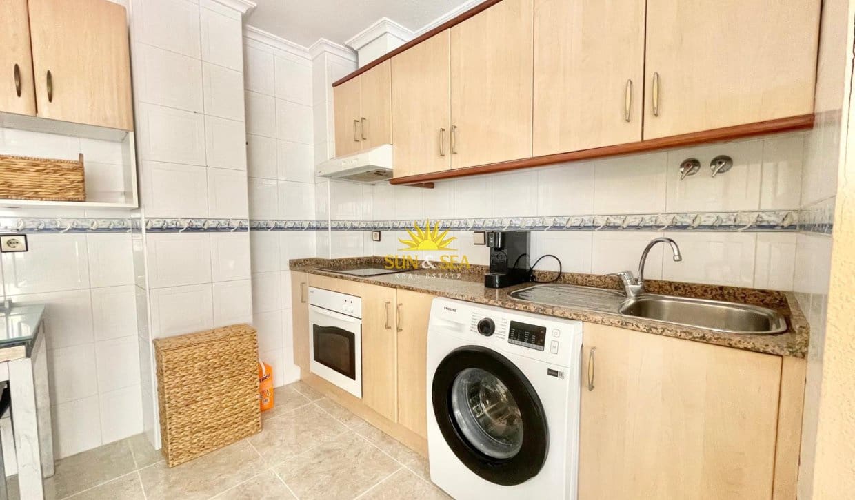 2 sypialnia Apartament na kwatery wakacyjne w Torrevieja - 800 € (Ref: 9950350)