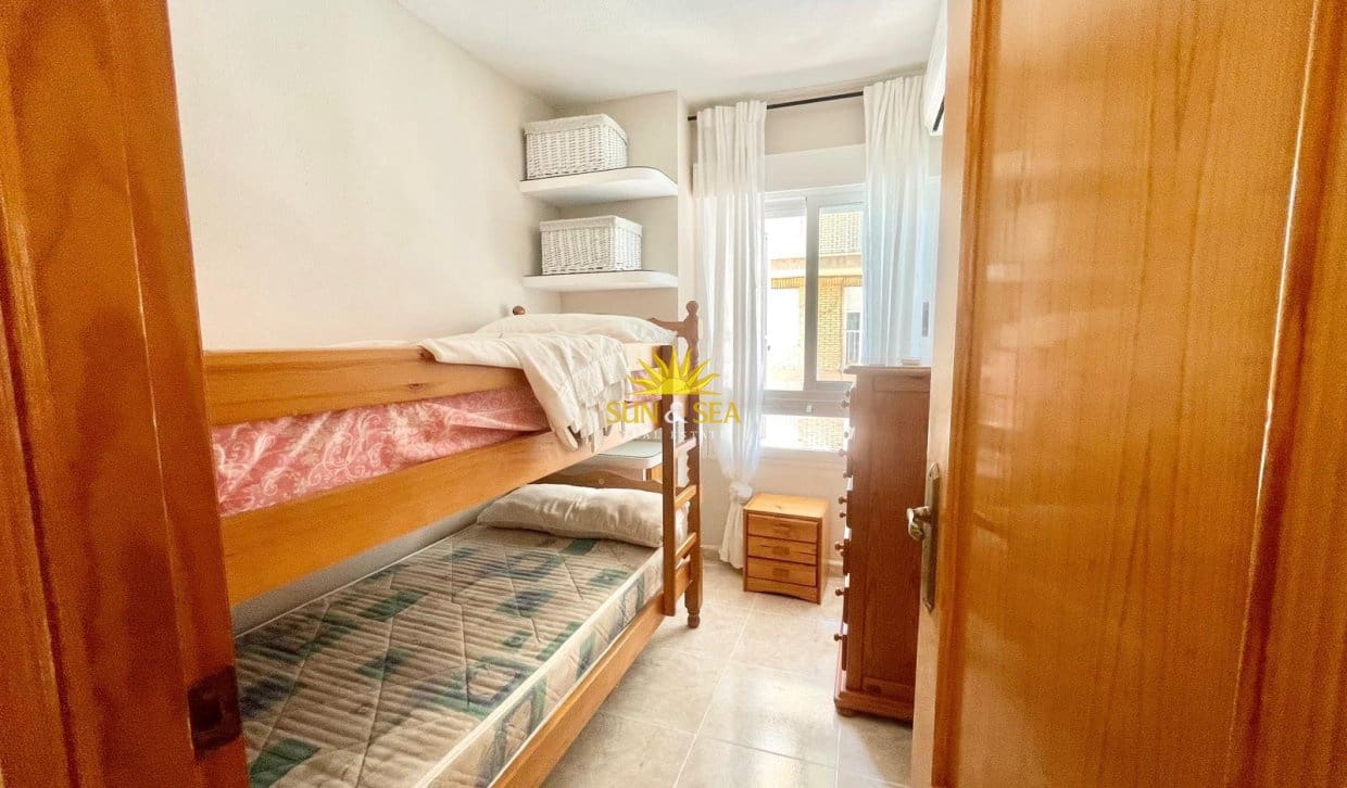 2 sypialnia Apartament na kwatery wakacyjne w Torrevieja - 800 € (Ref: 9950350)