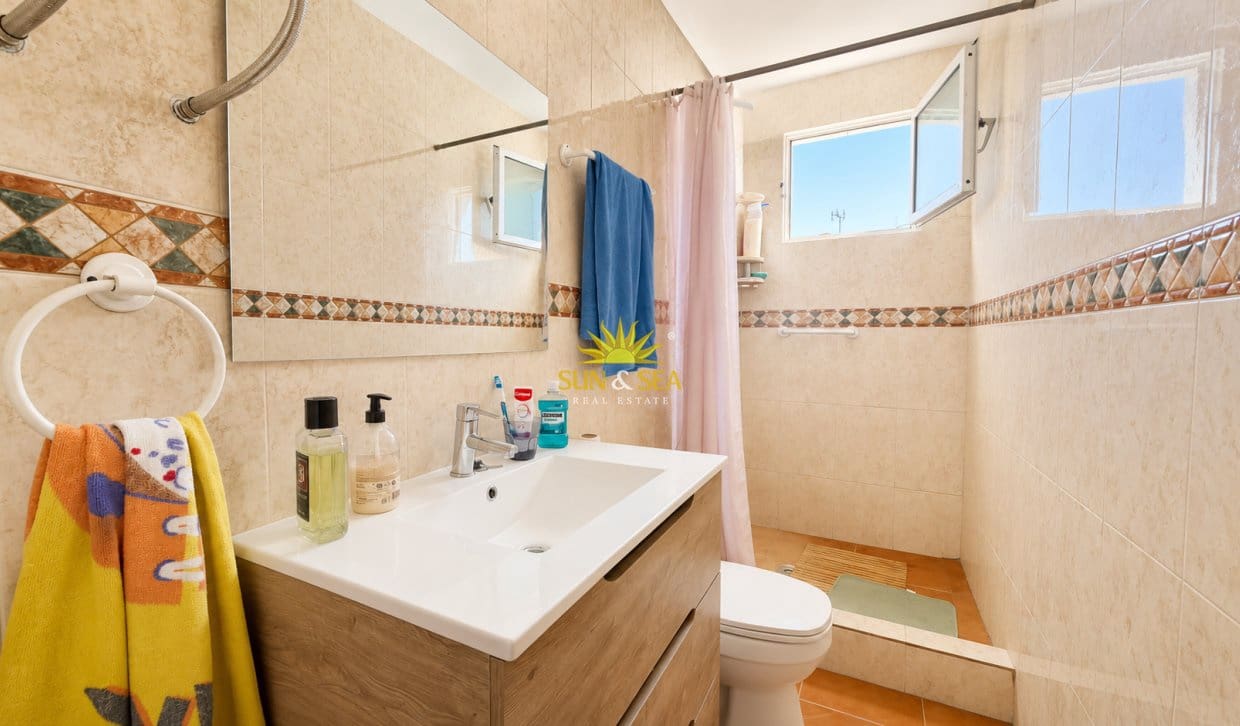 1 sypialnia Bungalow na sprzedaż w Torrevieja - 82 000 € (Ref: 9950353)