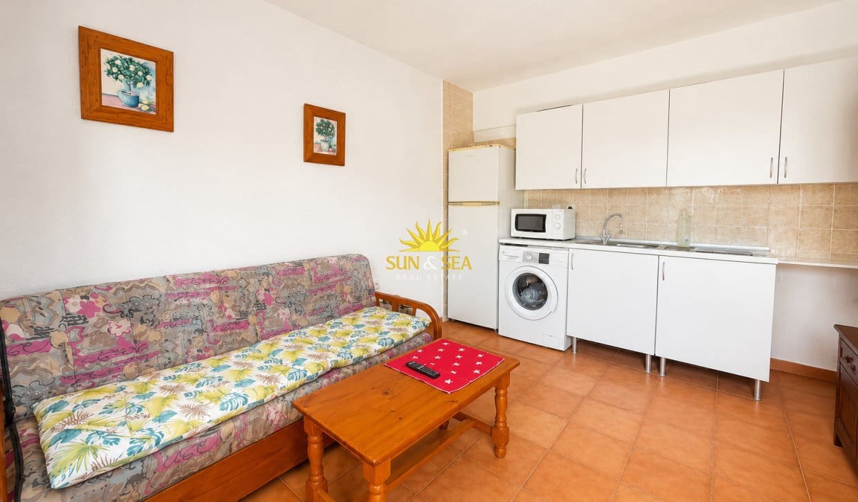 1 sypialnia Bungalow na sprzedaż w Torrevieja - 82 000 € (Ref: 9950353)