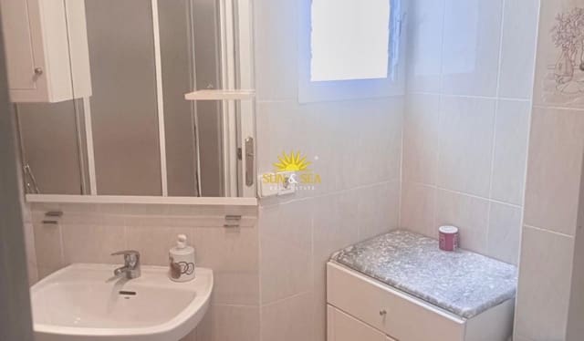 2 makuuhuone Huoneisto vuokrattavana paikassa Avenida Habaneras - Curva de Palangre, Torrevieja mukana uima-altaan - 750 € (Ref: 9950516)