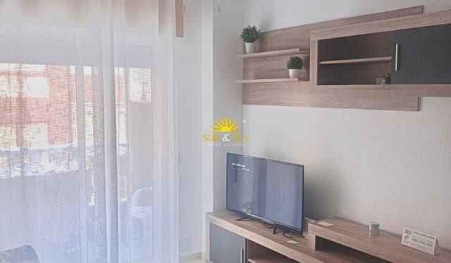 2 makuuhuone Huoneisto vuokrattavana paikassa Avenida Habaneras - Curva de Palangre, Torrevieja mukana uima-altaan - 750 € (Ref: 9950516)