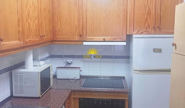 2 makuuhuone Huoneisto vuokrattavana paikassa Avenida Habaneras - Curva de Palangre, Torrevieja mukana uima-altaan - 750 € (Ref: 9950516)