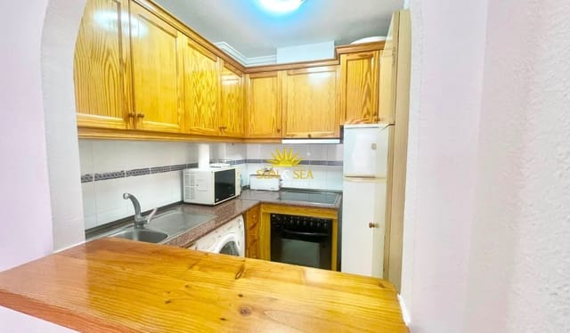2 makuuhuone Huoneisto vuokrattavana paikassa Avenida Habaneras - Curva de Palangre, Torrevieja mukana uima-altaan - 750 € (Ref: 9950516)