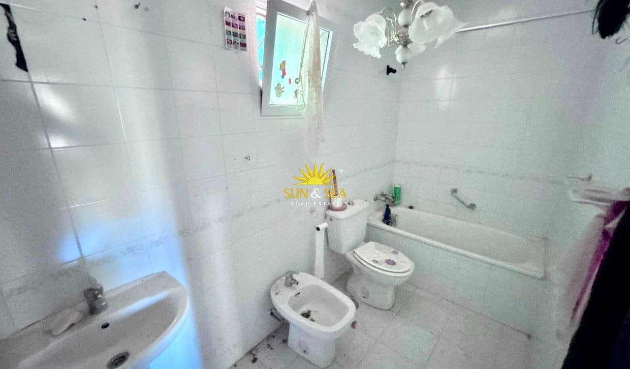 1 sovrum Hus till salu i Torrevieja - 89 900 € (Ref: 9950521)