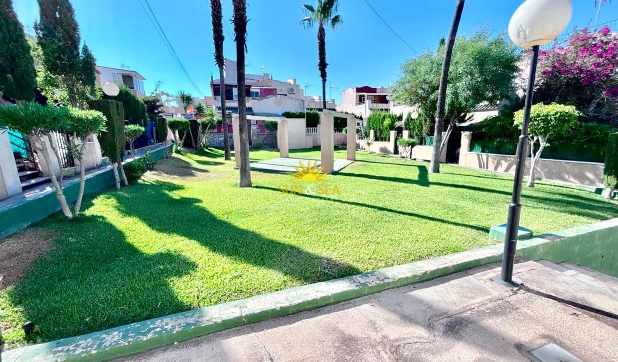1 sovrum Hus till salu i Torrevieja - 89 900 € (Ref: 9950521)