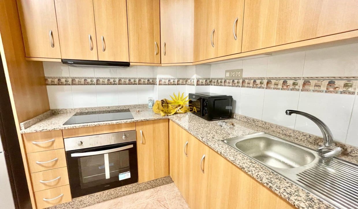 3 soverom Leilighet til leie i Bigastro - € 690 (Ref: 9952910)