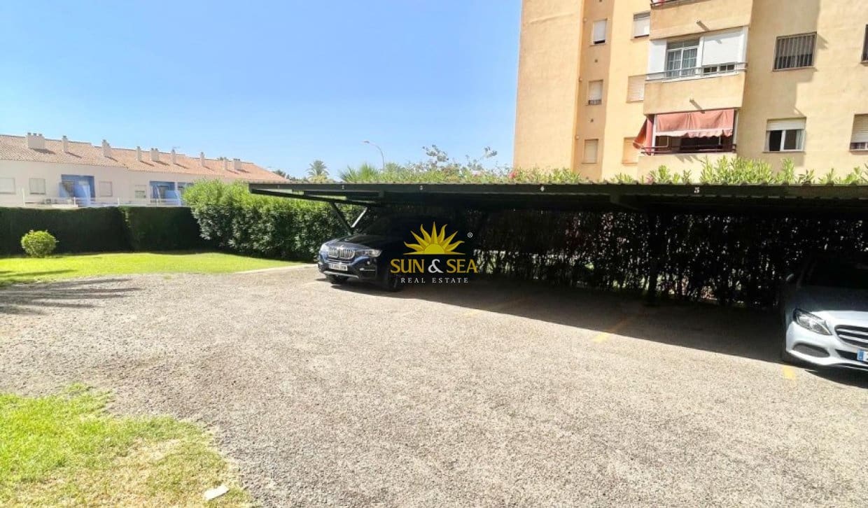2 bedroom Beach Apartment for holiday rental in Cabo Roig with garage - € 1,200 (Ref: 9953361)