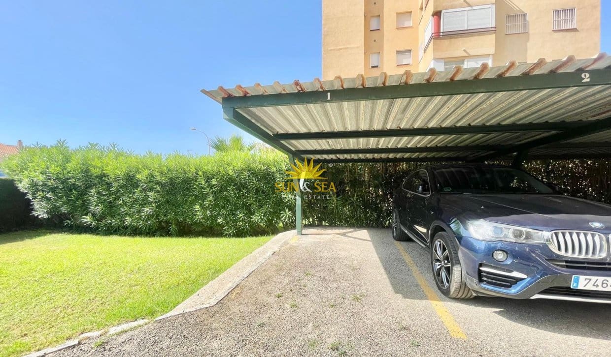 2 bedroom Beach Apartment for holiday rental in Cabo Roig with garage - € 1,200 (Ref: 9953361)