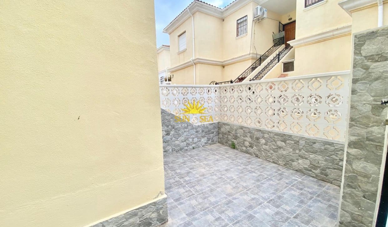 2 camera da letto Casa in vendita in Aguas Nuevas con piscina - 145.000 € (Rif: 9956544)