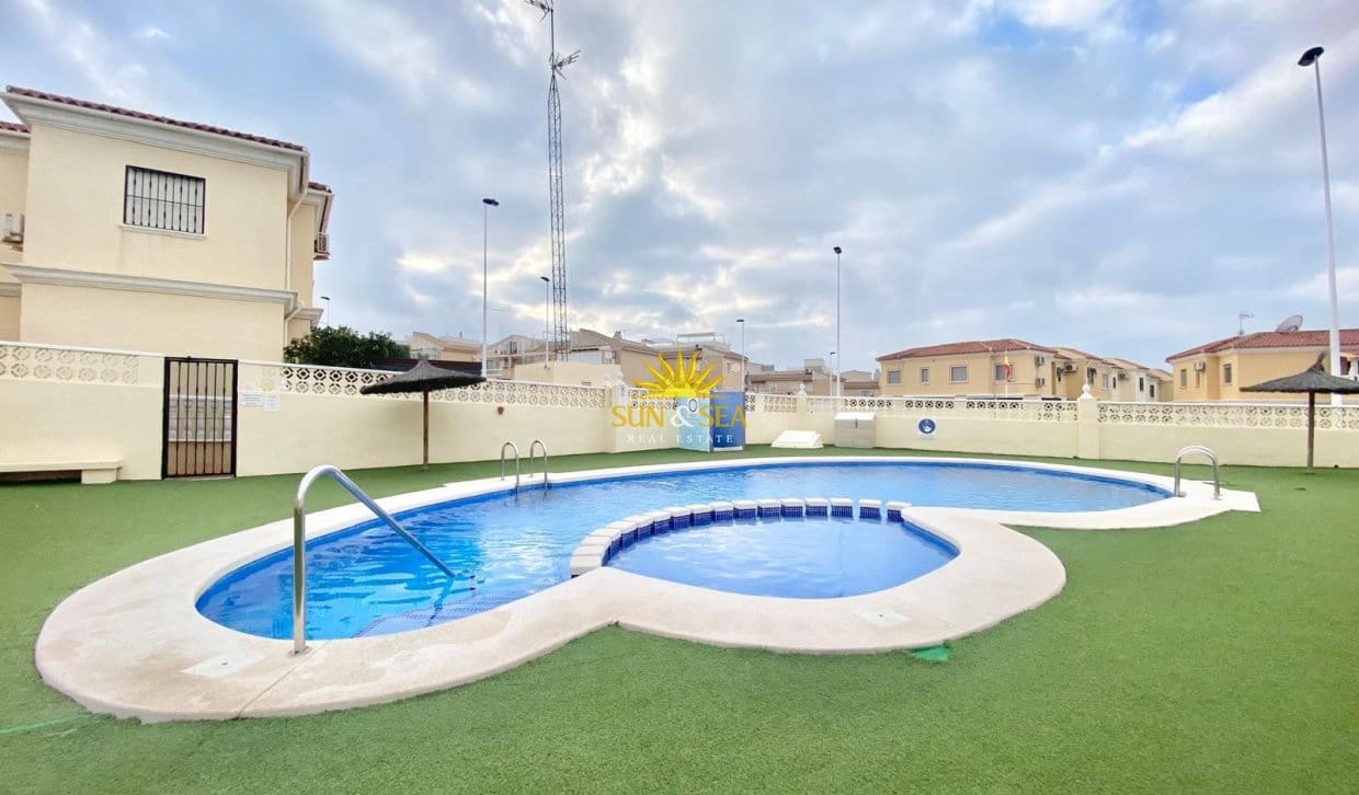 2 camera da letto Casa in vendita in Aguas Nuevas con piscina - 145.000 € (Rif: 9956544)
