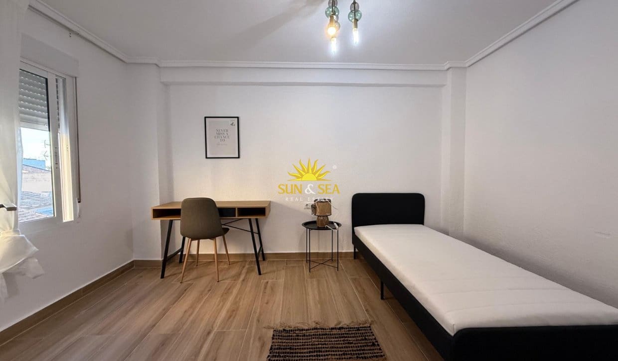 3 bedroom Apartment for sale in Catral - € 119,990 (Ref: 9956627)