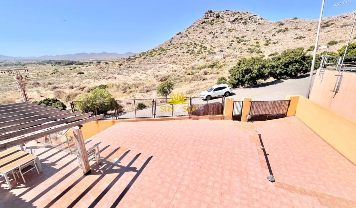 3 bedroom Villa for rent in El Carmoli with pool garage - € 2,300 (Ref: 9958290)
