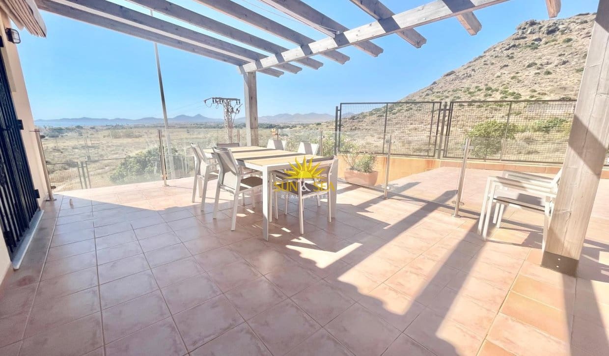 3 bedroom Villa for rent in El Carmoli with pool garage - € 2,300 (Ref: 9958290)