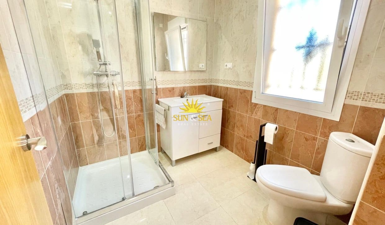 3 bedroom Villa for rent in El Carmoli with pool garage - € 2,300 (Ref: 9958290)