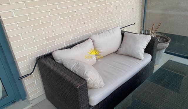 3 soveværelse Lejlighed til leje i Nou Altabix, Elche / Elx med swimmingpool - € 1.400 (Ref: 9958291)