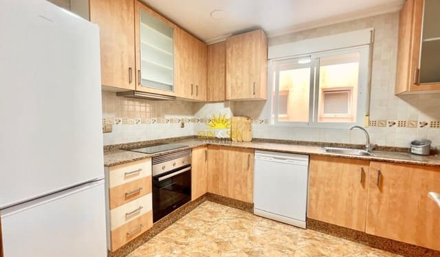 3 bedroom Apartment for rent in Albatera with garage - € 750 (Ref: 9958292)