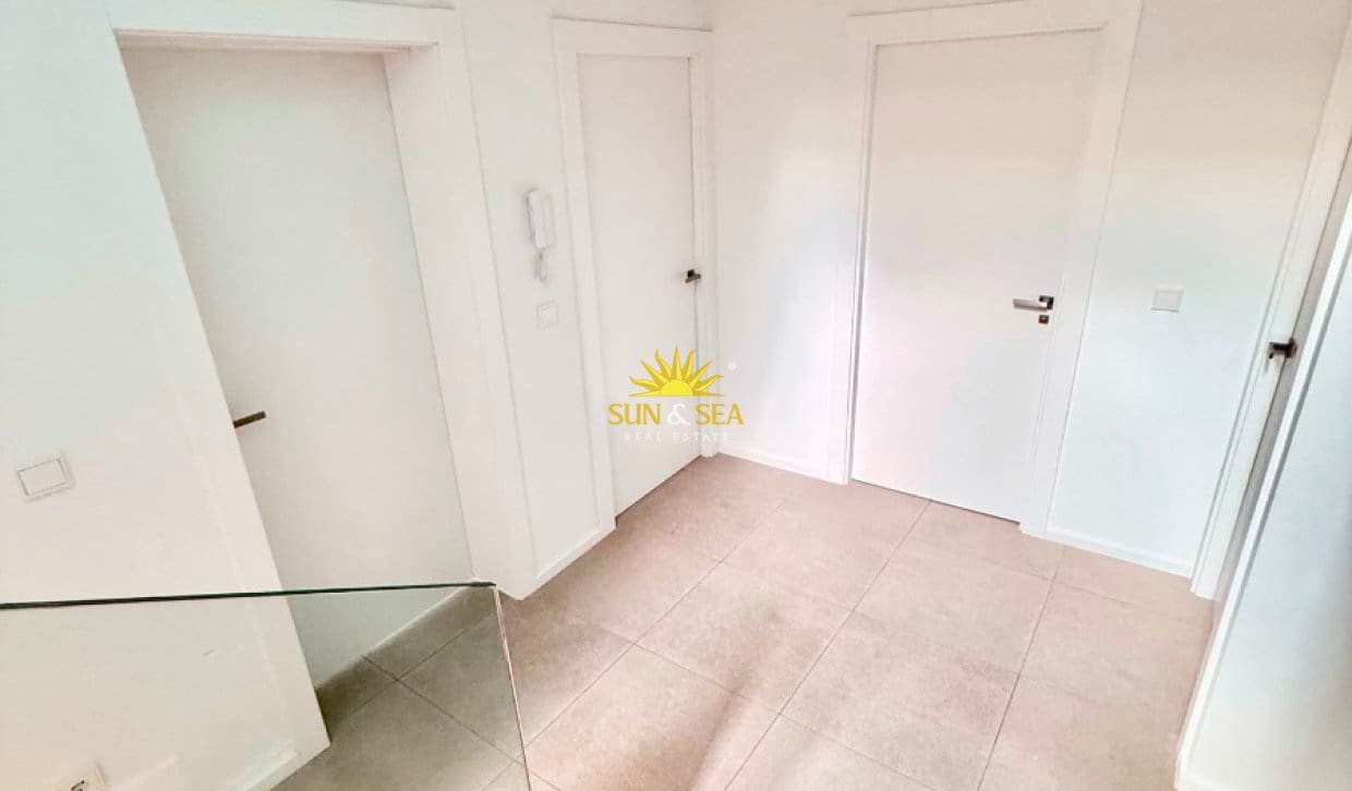 6 bedroom Villa for rent in Finestrat with pool garage - € 6,500 (Ref: 9958423)
