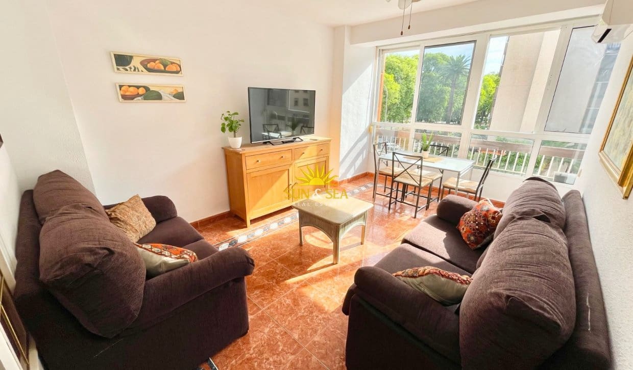 3 bedroom Apartment for rent in Murcia city with garage - € 1,200 (Ref: 9958424)