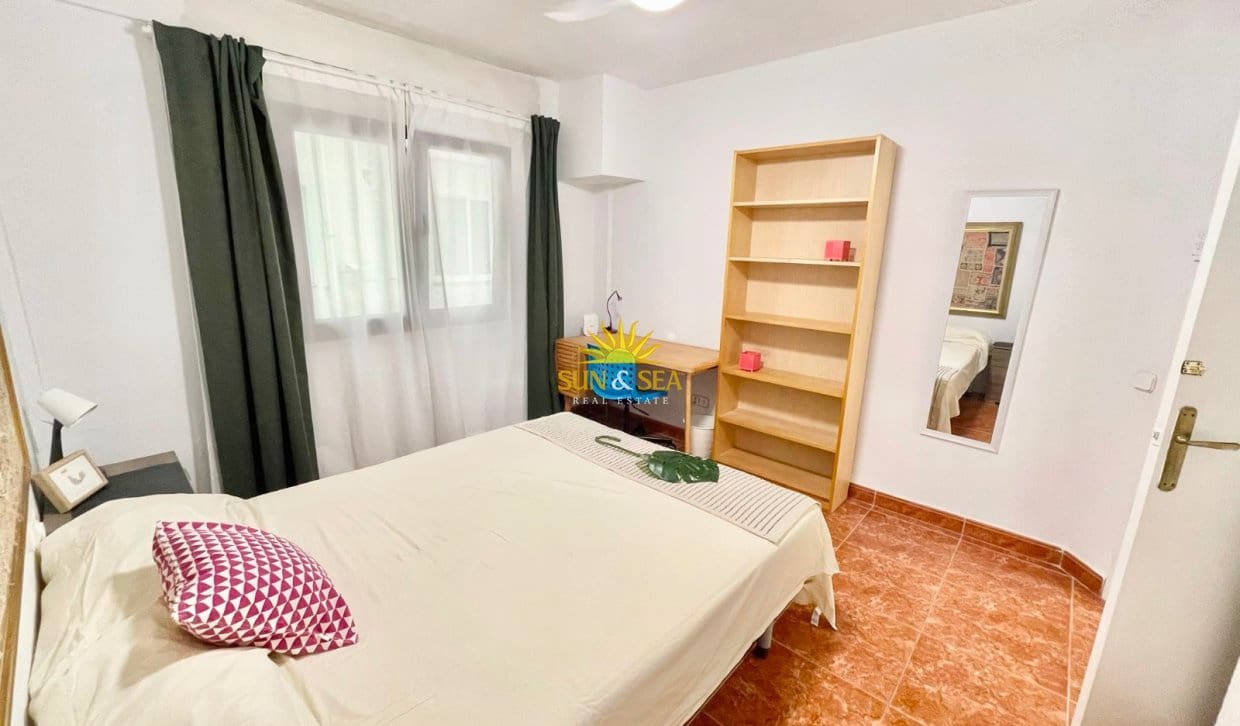 3 bedroom Apartment for rent in Murcia city with garage - € 1,200 (Ref: 9958424)