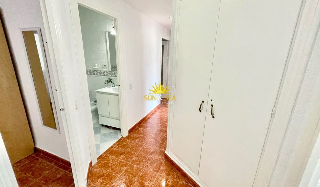 3 bedroom Apartment for rent in Murcia city with garage - € 1,200 (Ref: 9958424)