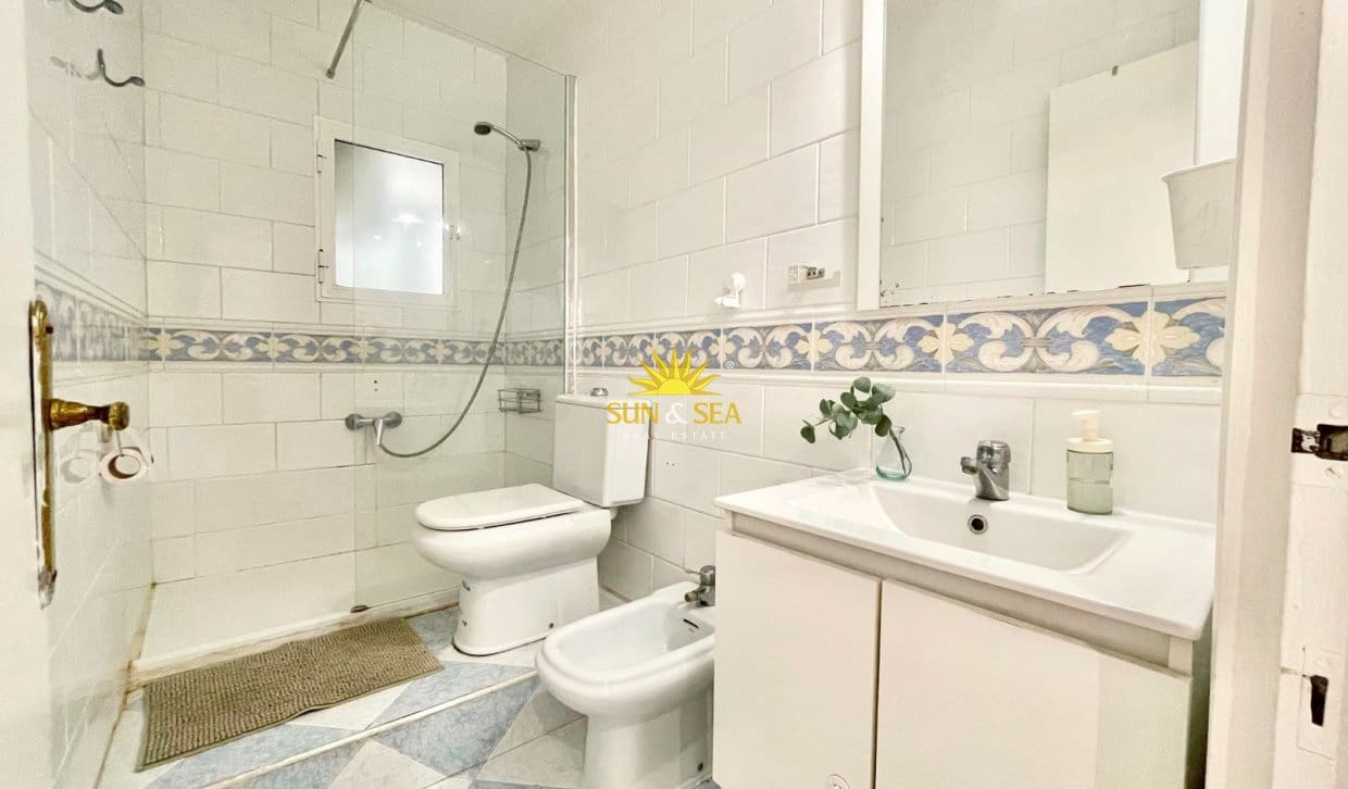 3 bedroom Apartment for rent in Murcia city with garage - € 1,200 (Ref: 9958424)