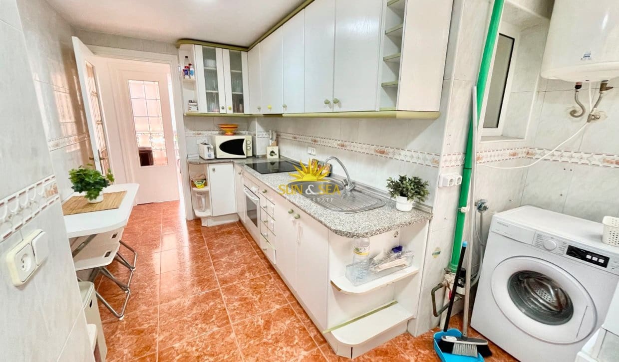 3 bedroom Apartment for rent in Murcia city with garage - € 1,200 (Ref: 9958424)